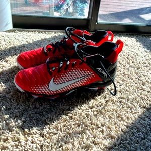 Mens football cleats size 8.5
